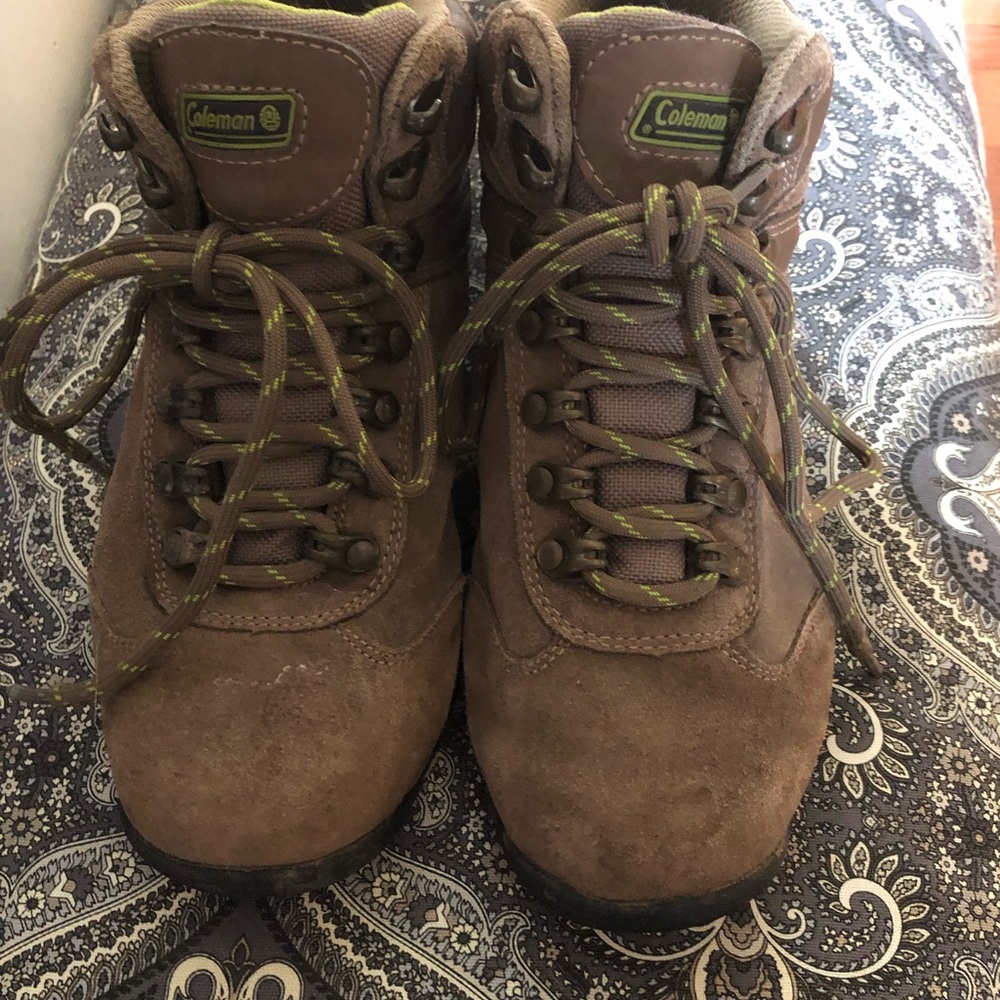 Coleman Cypress Women’s Hiking Boots